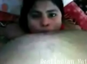 Desi Girl Screwed Hard And Close to Blowjob Approximately his Boy friend. The brush WhatsApp Number In discription.